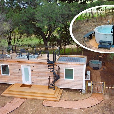 וות'רפורד The Lonely Bull Luxury Container Home On 5 Acres מראה חיצוני תמונה
